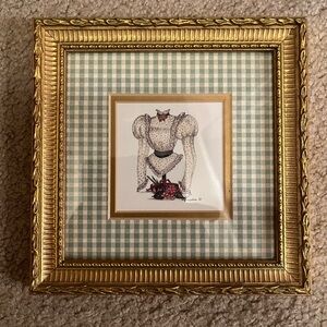 Victorian gold rimmed photo decor